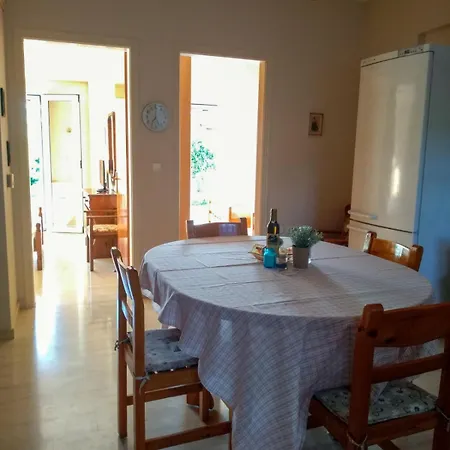 Eytuxia's Apartment *